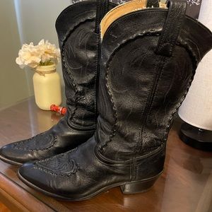 Men’s leather cowboy boots